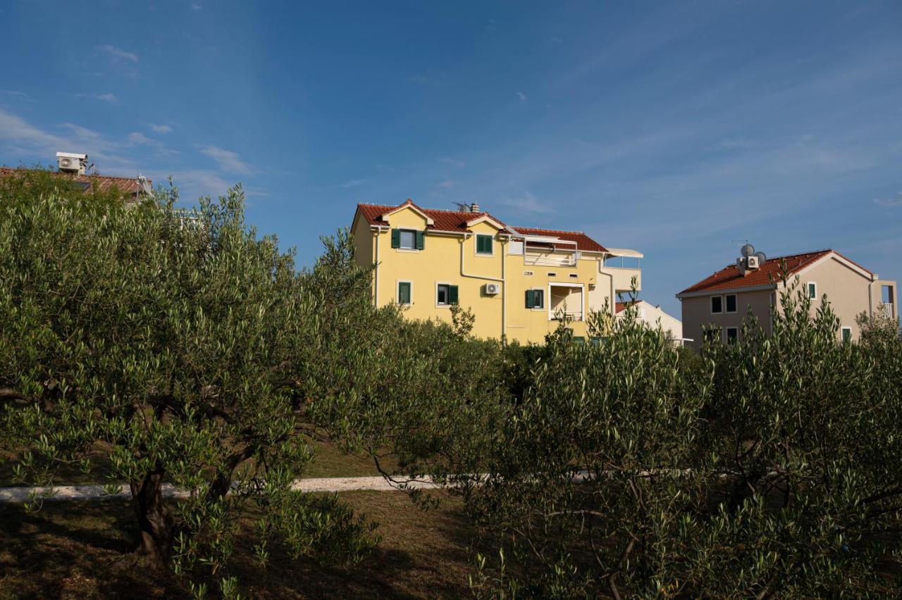 Beach Apartments Marijana Vodice Eksteriør billede