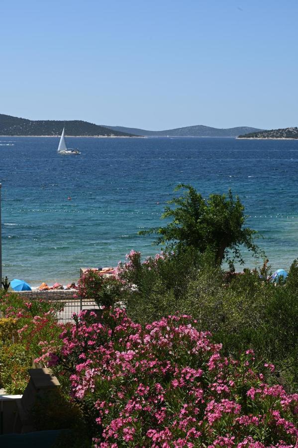 Beach Apartments Marijana Vodice Eksteriør billede