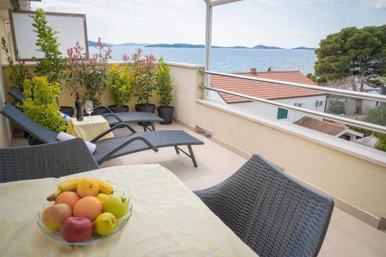 Beach Apartments Marijana Vodice Eksteriør billede